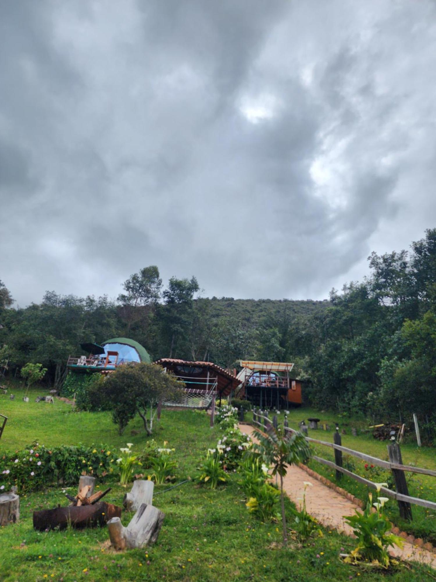Glamping Sede Campestre Mirador De Pueblo Viejo 호텔 과타비타 외부 사진